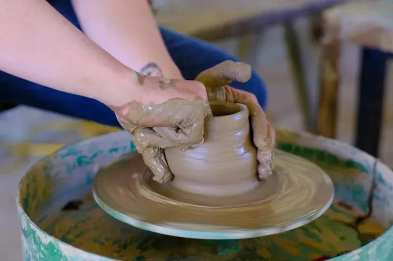 Hand-building ceramics sessions